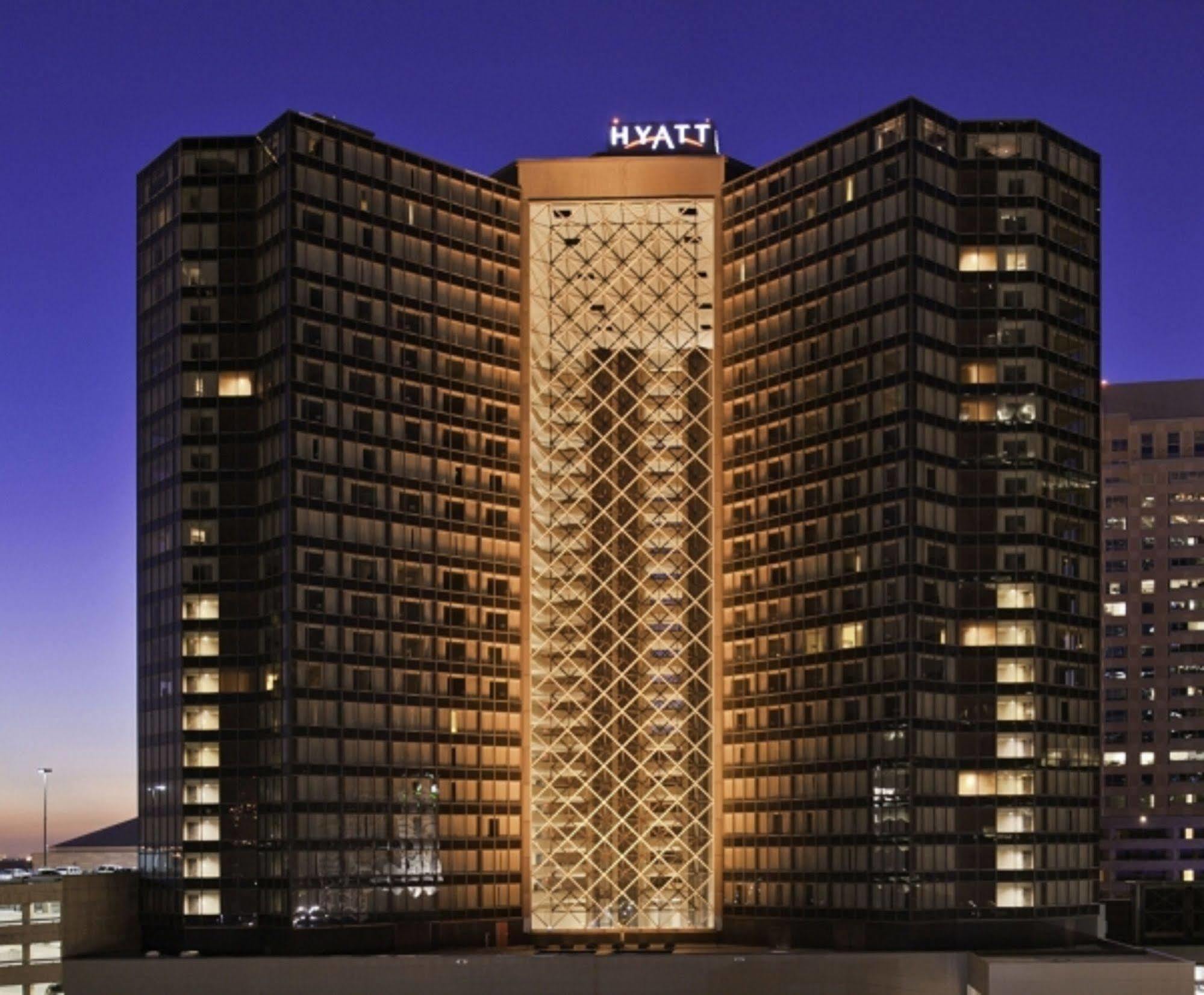 hyatt-regency-new-orleans-book-your-stay-in-advance-and-save-on-great